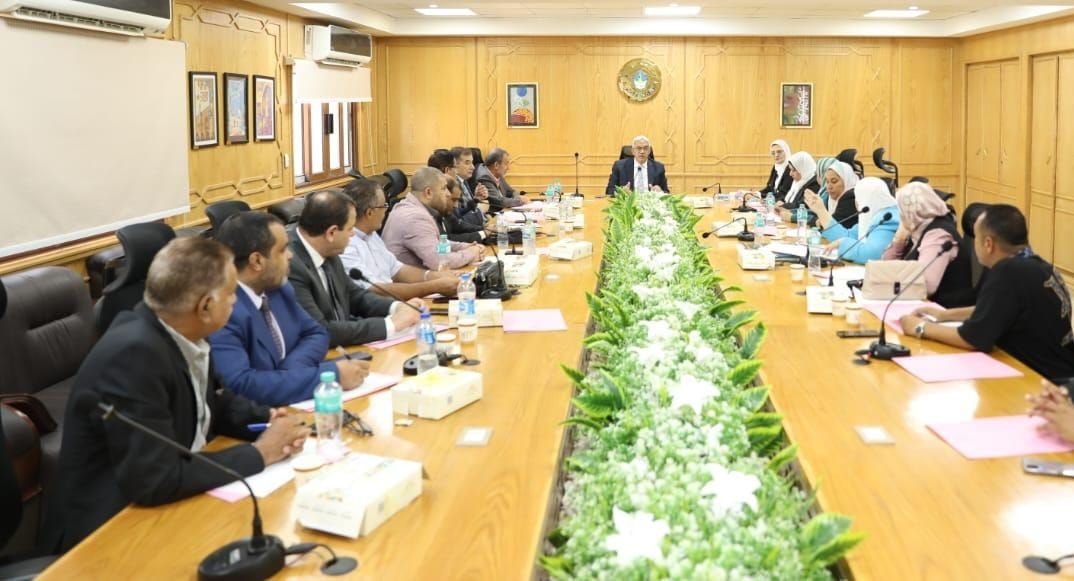 لجنة خدمة المجتمع وتنمية البيئة بجامعة الأزهر تناقش الخطة التنفيذية للعام الدراسي الجديد، فيتو