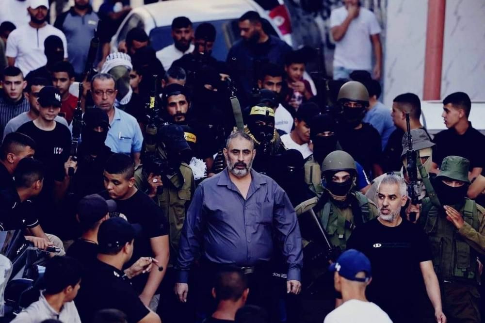 فقد فتحي خازم ثنين منم انجاله في عمليات للمقاومة الفلسطينية ضد قوات الاحتلال
