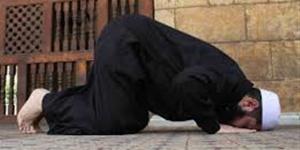 "اللهم اغفر لي ذنبي كله"، أفضل أدعية السجود كما وردت عن النبي - النيل نيوز
