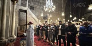 موعد أذان العشاء اليوم السبت 15 - 8 - 2026 في القاهرة والمحافظات - النيل نيوز