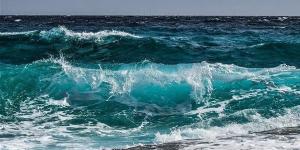الأرصاد تحذر من طقس الجمعة: اضطراب الملاحة البحرية بالبحر الأحمر وخليج السويس - النيل نيوز