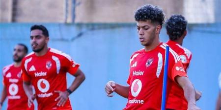 بعد غيابه عن مباراة برشلونة، موقف إمام عاشور من الظهور الأول للأهلي في الدوري - النيل نيوز