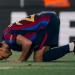 برشلونة يحتفل بحمزة عبد الكريم بعد هدفه الأول في كامب نو - النيل نيوز
