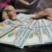 الدولار الأمريكي يستقر قرب أدنى مستوياته في ثلاثة أشهر - النيل نيوز