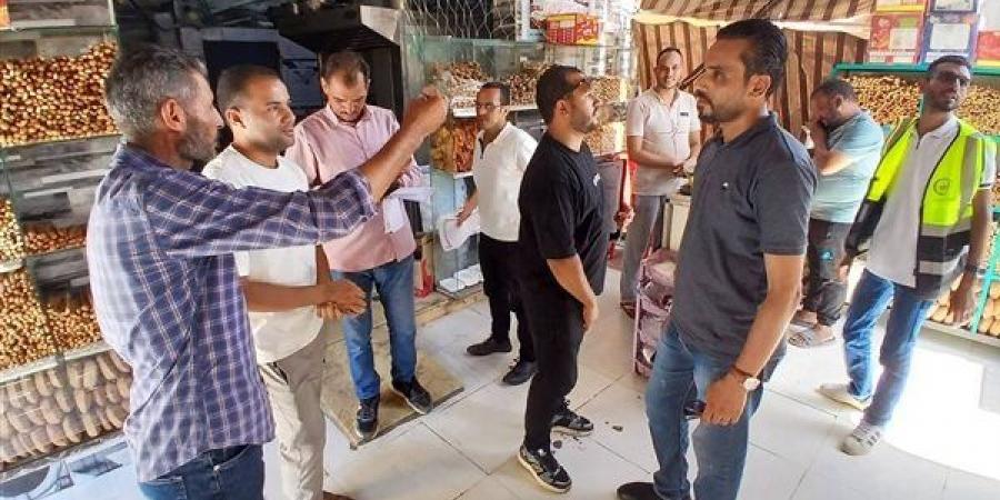 ضبط 17 مخالفة خلال حملة مكبرة على الأسواق والمخابز بالخارجة في الوادي الجديد