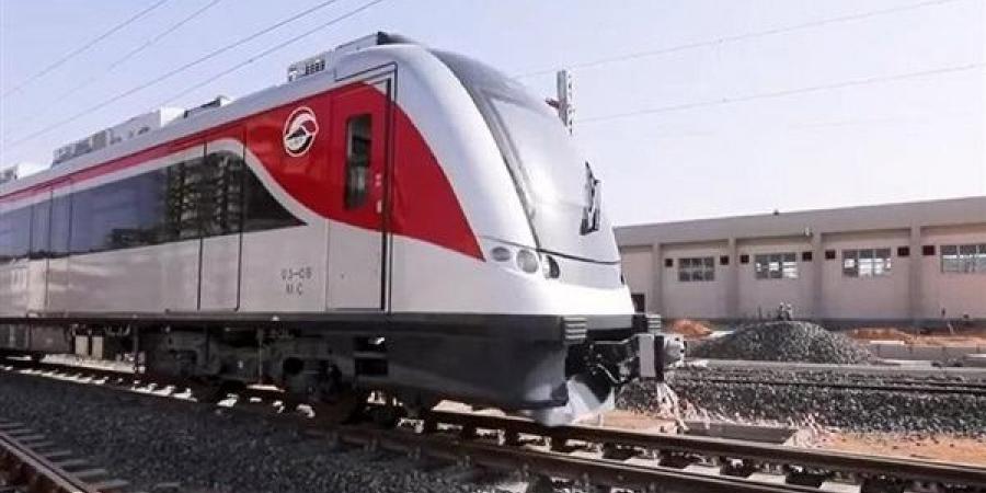 النقل تستعد للتشغيل التجريبي لأول خطوط القطار الكهربائي السريع