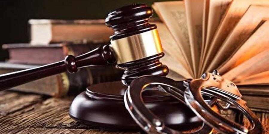 قانون الإجراءات الجنائية، متى يلزم المحكوم عليه بالعمل للمنفعة العامة؟