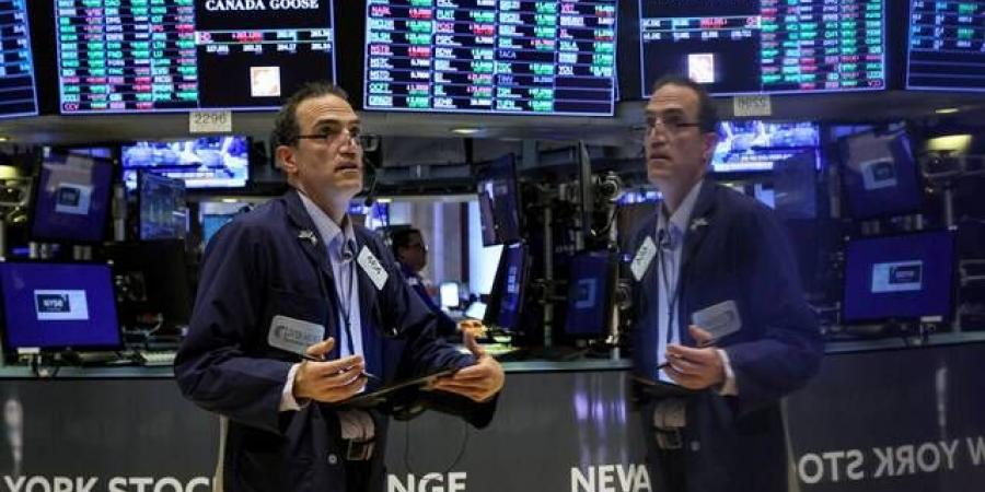 الأسهم الأمريكية ترتفع وتتجه لتحقيق مكاسب للأسبوع الثاني على التوالي