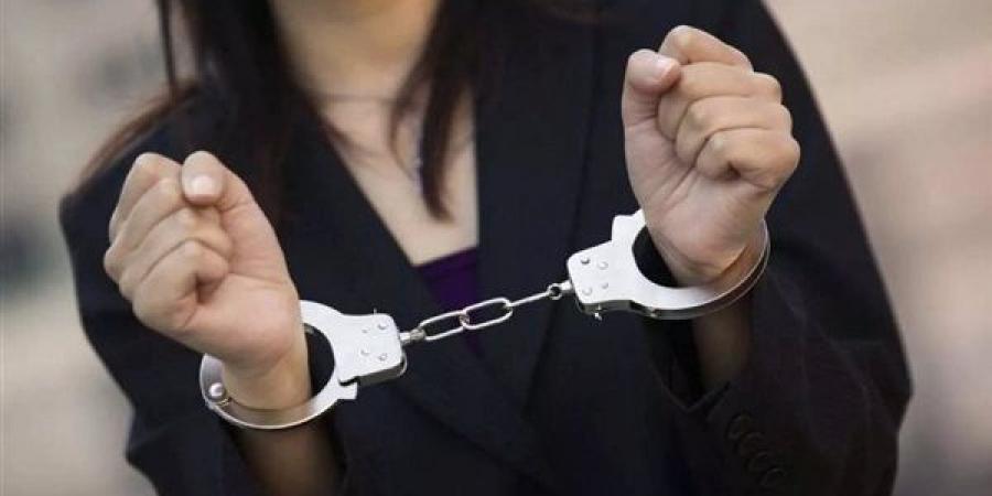 «أثاث رخيص» على السوشيال ميديا، سيدة تنصب على المواطنين في المنيا - النيل نيوز