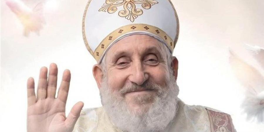 البابا تواضروس يعزي في وفاة القس إسحاق نبيه كاهن كنيسة العذراء بأرض الجولف - النيل نيوز