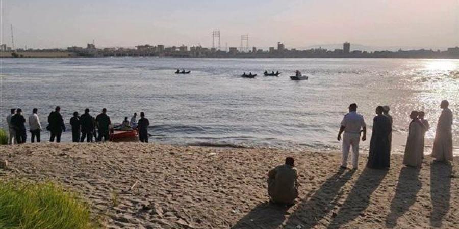 جهود مكثفة لانتشال جثمان شاب غرق أثناء الاستحمام في مياه النيل بالقليوبية - النيل نيوز