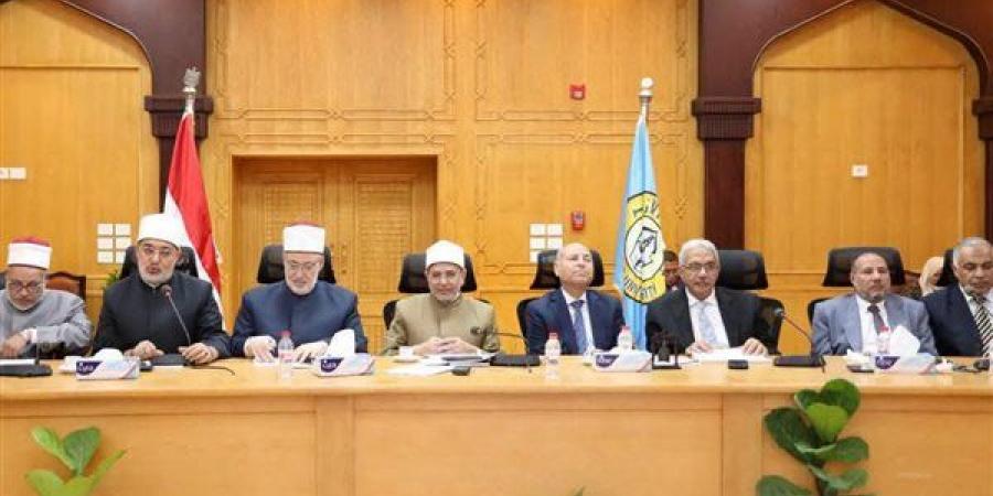 اليوم، فتح باب التسجيل الإلكتروني لامتحان القدرات بكليتي القرآن الكريم للبنين والبنات بجامعة الأزهر - النيل نيوز