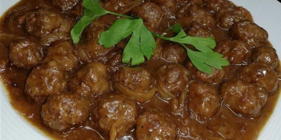 طريقة عمل كرات اللحم بالصوص البنى، أكلة لذيذة وسهلة التحضير - النيل نيوز